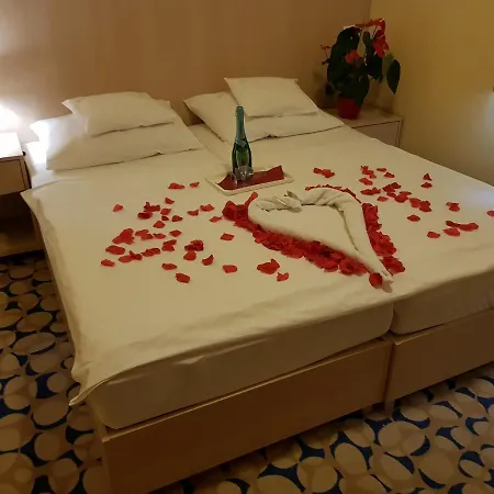 Admiralis Panzio Nocleg ze śniadaniem